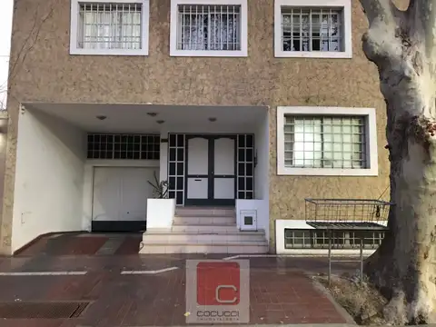 Cochera en  Godoy Cruz