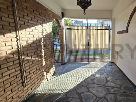Casa en Venta al Oeste