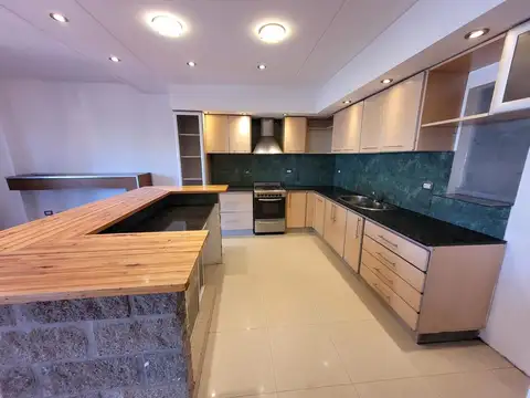 9 De Julio 300, Piso 1