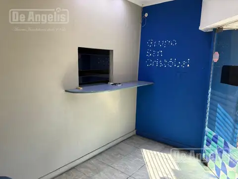 Local en Alquiler en Moron, $ 3.000.000