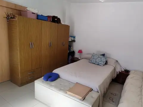 PH en Villa Saenz Peña, Dos ambientes en Planta Baja con Patio Privado