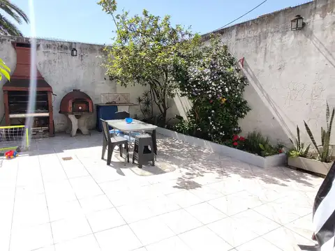 PH en Villa Saenz Peña, Dos ambientes en Planta Baja con Patio Privado