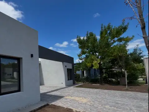 Casa Venta Barrio San Matías Escobar