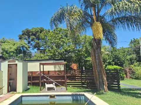 Casa en Venta con 1 cochera