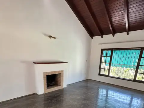Casa en Alquiler de 3 dormitorios