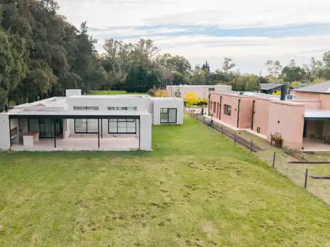 VENTA CASA 6 AMB - A ESTRENAR - LA ESPERANZA