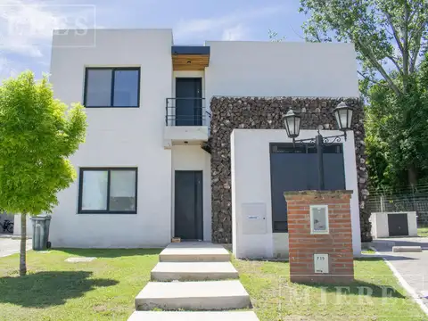 Departamento en Venta con 2 cocheras