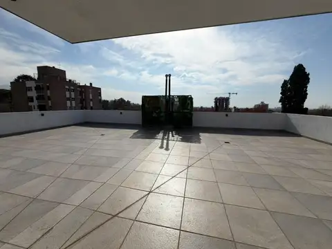 OPENHOUSE inmobiliaria fantástico departamento en Quinta Sección, Mendoza.