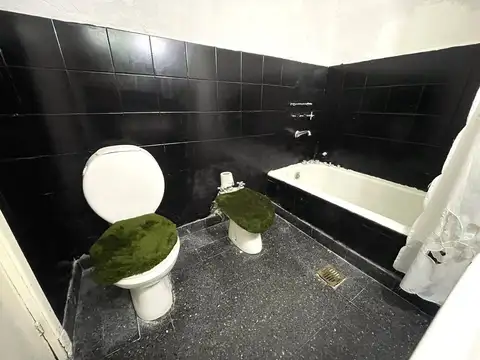 Venta Casa 3 amb con Patio cochera y parrilla