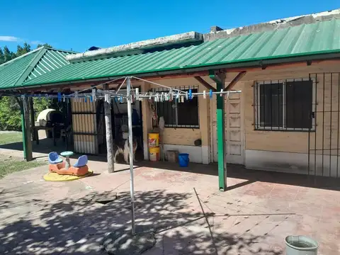 Casa 4 ambientes con 3 baños