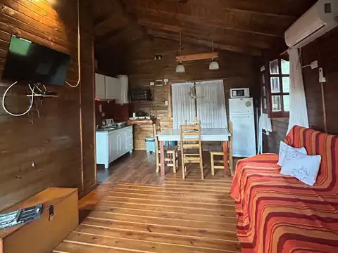 Casa 2 ambientes con 1 baño