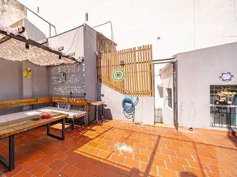 VENTA CASA 4 AMBIENTES BELGRANO EXCELENTE ESTADO