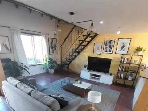 DUPLEX 3 AMB. CON COCHERA 