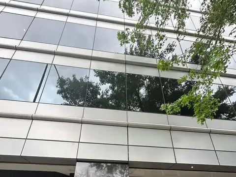 Oficina en Alquiler en Retiro, USD 4.200