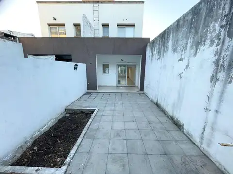 Depto Tipo Casa en Alquiler 3 años