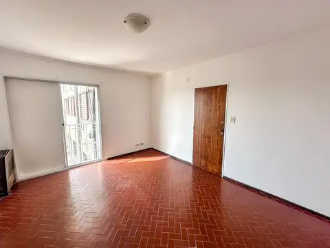 Venta Departamento dos dormitorios. Apto crédito.