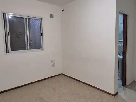 Depto Tipo Casa en Alquiler de 1 dormitorio