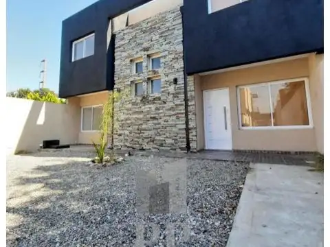 DUPLEX 3 AMBIENTES EN ITUZAINGO