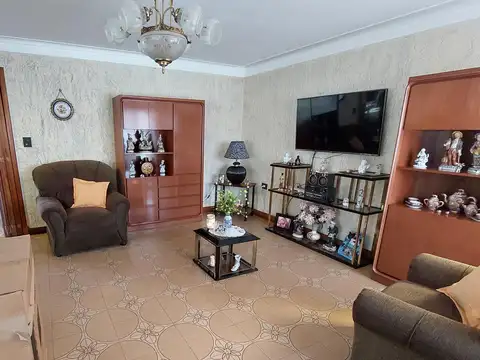 Casa en Venta en Barrio Lopez De Gomara, USD 155.000