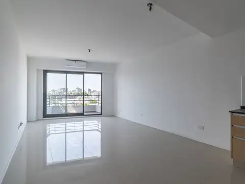 Monoambiente con balcón y cochera  Villa Urquiza