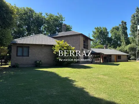 Casa Venta 4 Dormitorios Barrio La Retama Lote de 3124 m2 Pilar