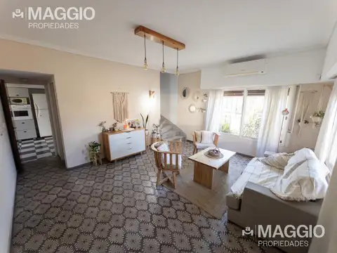 Casa 4 ambientes con 2 baños