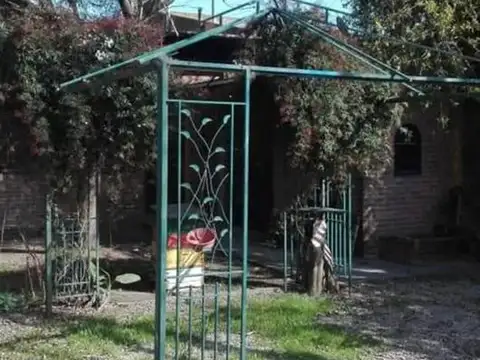 VENTA DEPOSITO LOTE BURZACO