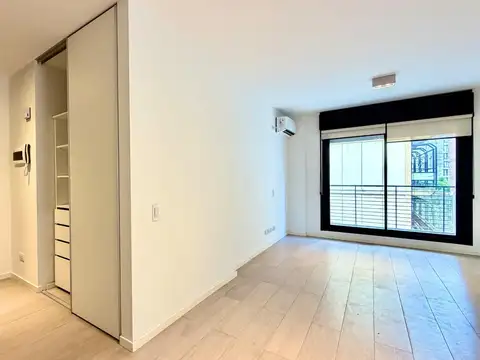 Pasaje Santa Cruz 300, Piso 03