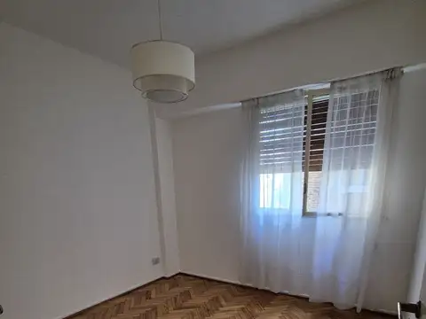 Departamento en Alquiler en Colegiales, $ 650.000