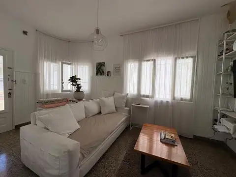 Ameghino 427