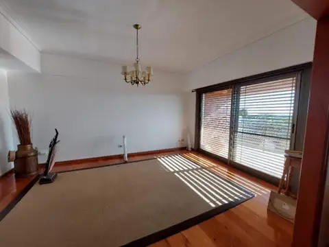 Departamento en Venta de 4 dormitorios