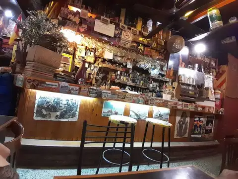 ALQUILER BAR TEMÁTICO ROCKERO CORRIENTES Y CALLAO 