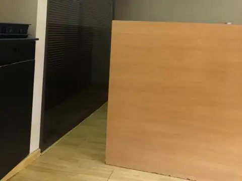 Excelente oficina centro de Lanus