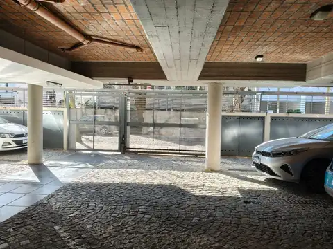 Cochera en San Isidro