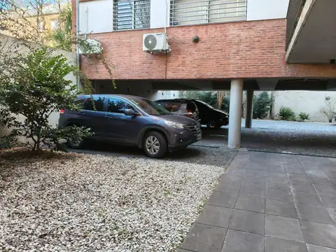 Gral. Paz cochera 13 al 400