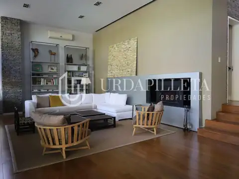 Casa en venta con 4 dormitorios en La Volanta