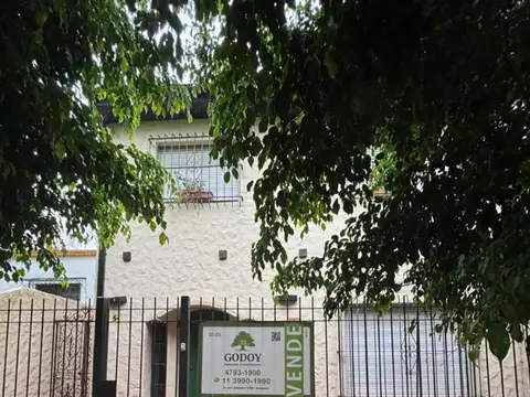 Casa en venta La Calabria San Isidro