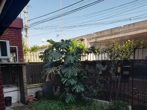 Depto Tipo Casa en Venta en Olivos, USD 69.000