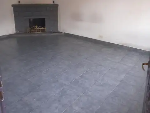 Depto Tipo Casa en Venta con 1 cocheras