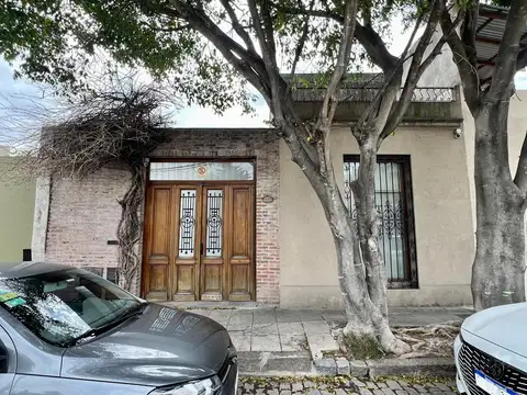 EXCELENTE inmueble reciclado a NUEVO - 4 dorm - 2 baños