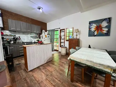 VENTA PH 3 AMBIENTES EN LA LUCILA EN PLANTA BAJA