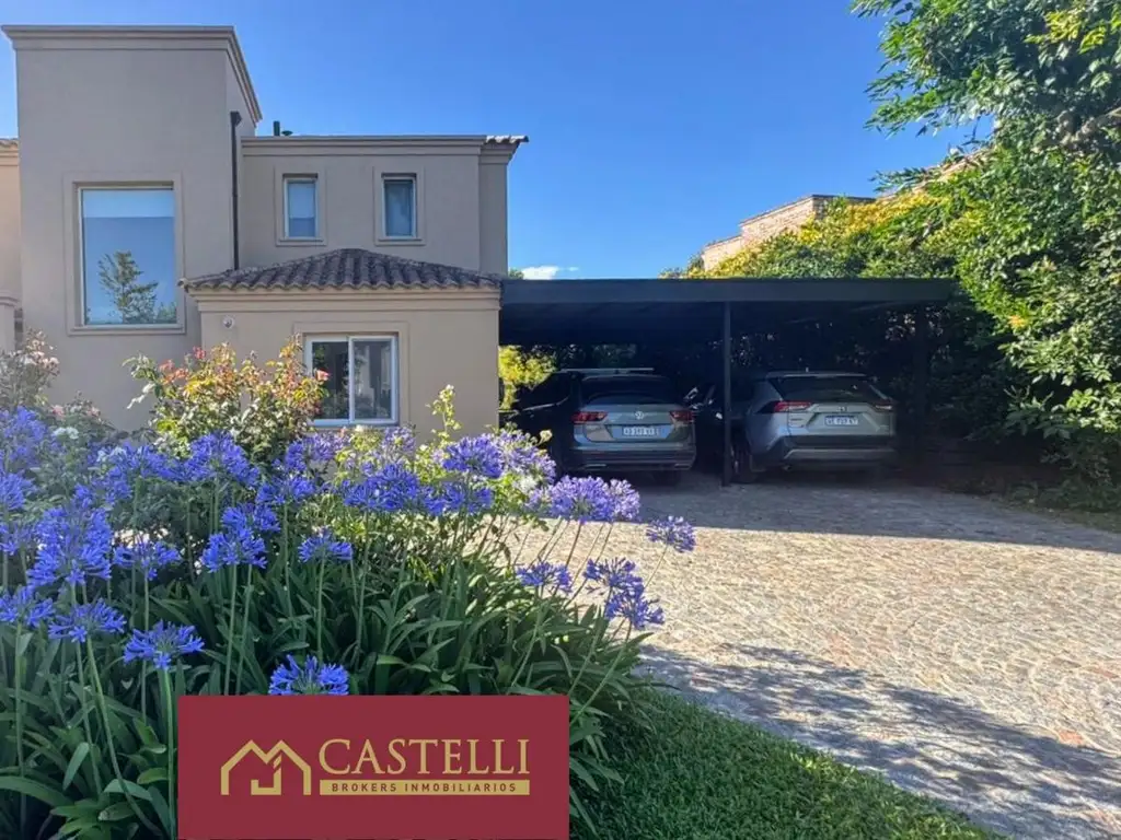 Casa en Venta - 3 dormitorios - USD 420.000