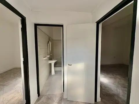 Depto Tipo Casa 4 ambientes con 1 baño