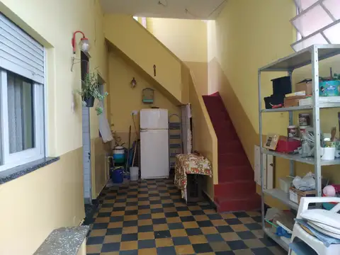 Casa 7 ambientes con 3 baños