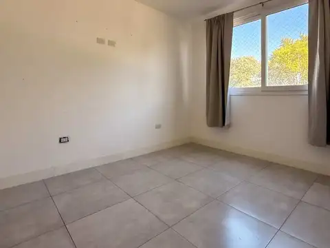 Departamento en Venta en Countries y Barrios Cerrados en Berazategui, USD 399.000