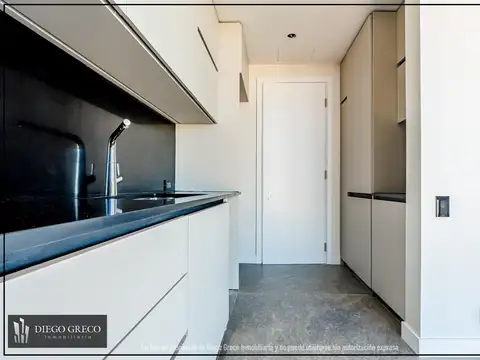 Leandro N Alem 2400, Piso 17