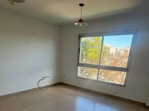 Departamento monoambiente en alquiler en  centro de Ituzaingo