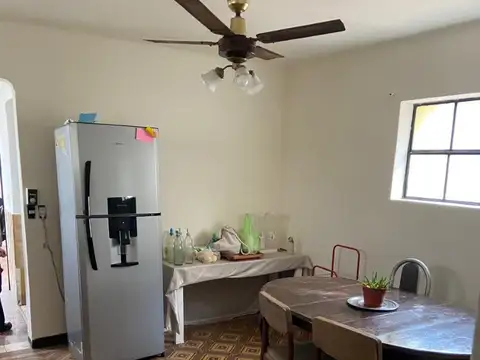 Depto Tipo Casa en Venta 80 años