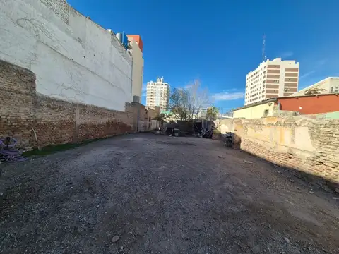 Terreno en venta en España 1500, centro General Roca