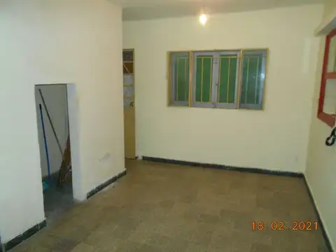 Departamento 5 ambientes con 1 baño